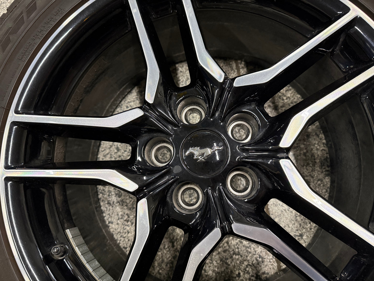 2018-2023 Ford Mustang GT 5.0 18x8" Wheel Rim Nitto NT555 255/45/18
