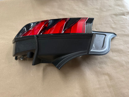 2018-2023 Ford Mustang GT V6 EcoBoost Tail Light RH Passenger Side LED