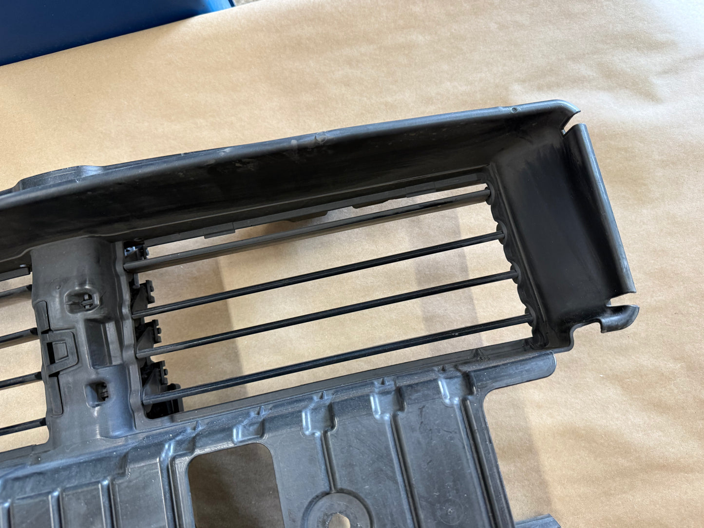 2018-2023 Ford Mustang GT Radiator Air Shutter Grille Assembly