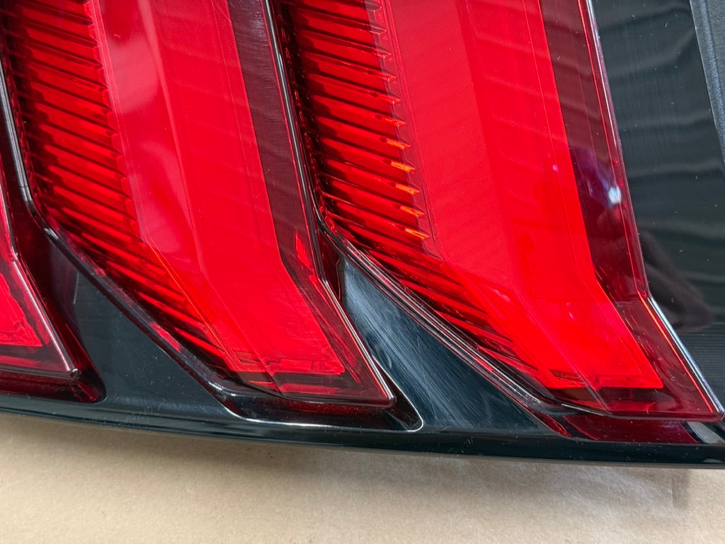 2018-2023 Ford Mustang GT350 GT V6 EcoBoost Tail Light LH Driver Side LED
