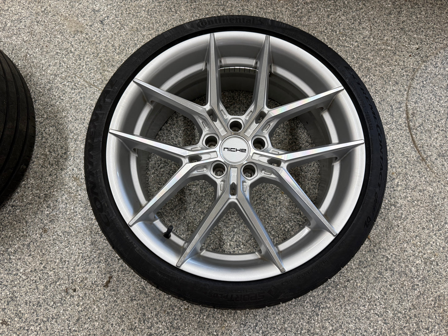 2015-2026 Mustang Niche Prodigy 5 20x9" Silver Wheel/Tire 275/30/20 Continental