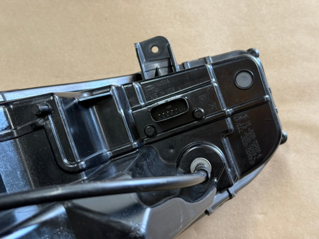 2018-2023 Mustang GT LH Driver Side Turn Signal Light Fog Light LED