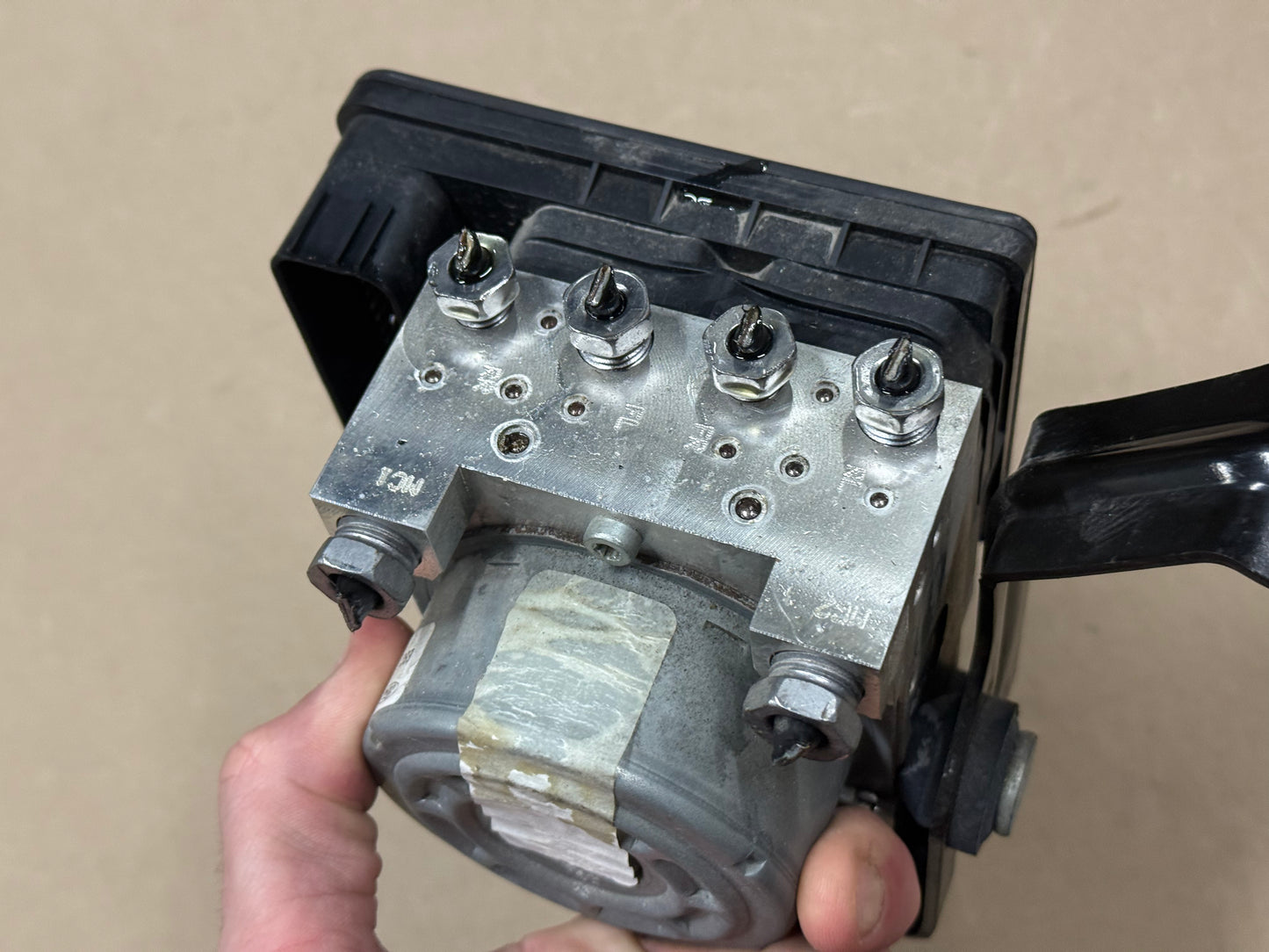 2020 Ford Mustang GT ABS Module Controller Anti-Lock Brakes "Auto"
