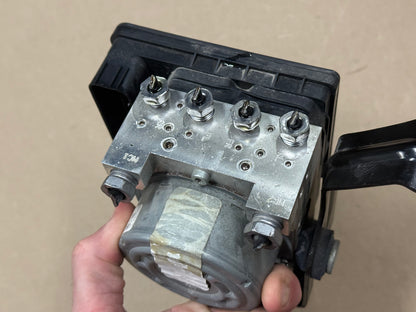 2020 Ford Mustang GT ABS Module Controller Anti-Lock Brakes "Auto"