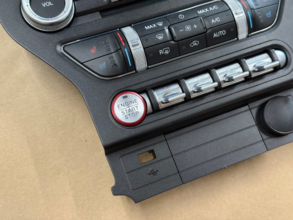 2021 Ford Mustang GT Touch Screen, Face Plate, Radio, Module USB Port