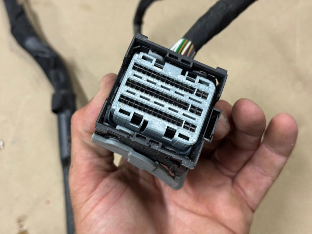 2018-2023 Ford Mustang GT 5.0L 10R80 Transmission Wiring