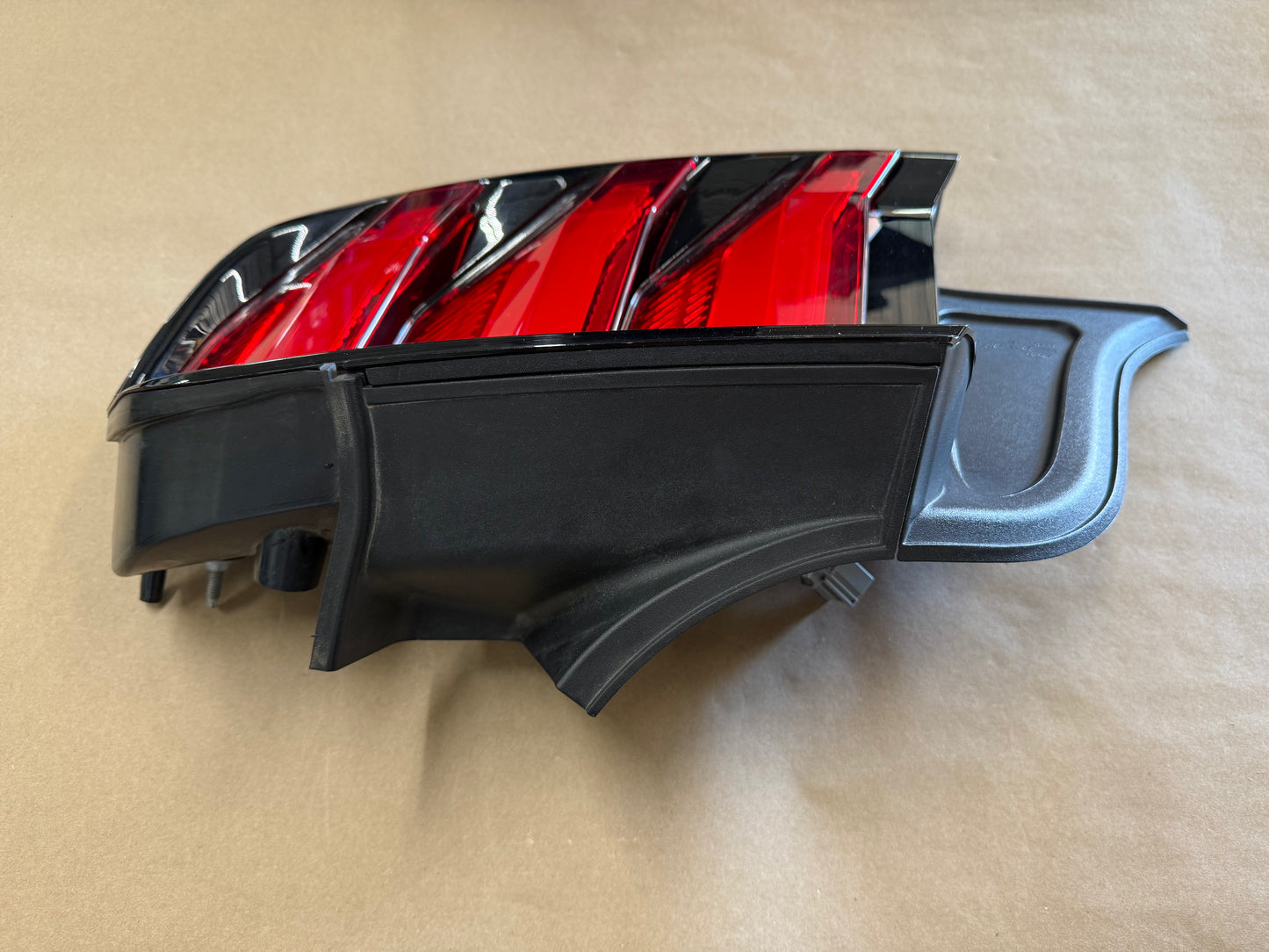 2018-2023 Ford Mustang GT V6 EcoBoost Tail Light RH Passenger Side LED