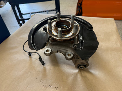 2015-2023 Ford Mustang 5.0 GT RH Passenger Side Rear Spindle Knuckle Hub