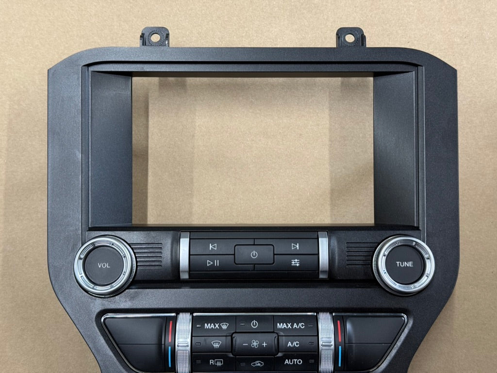 2021 Ford Mustang GT Touch Screen, Face Plate, Radio, Module USB Port
