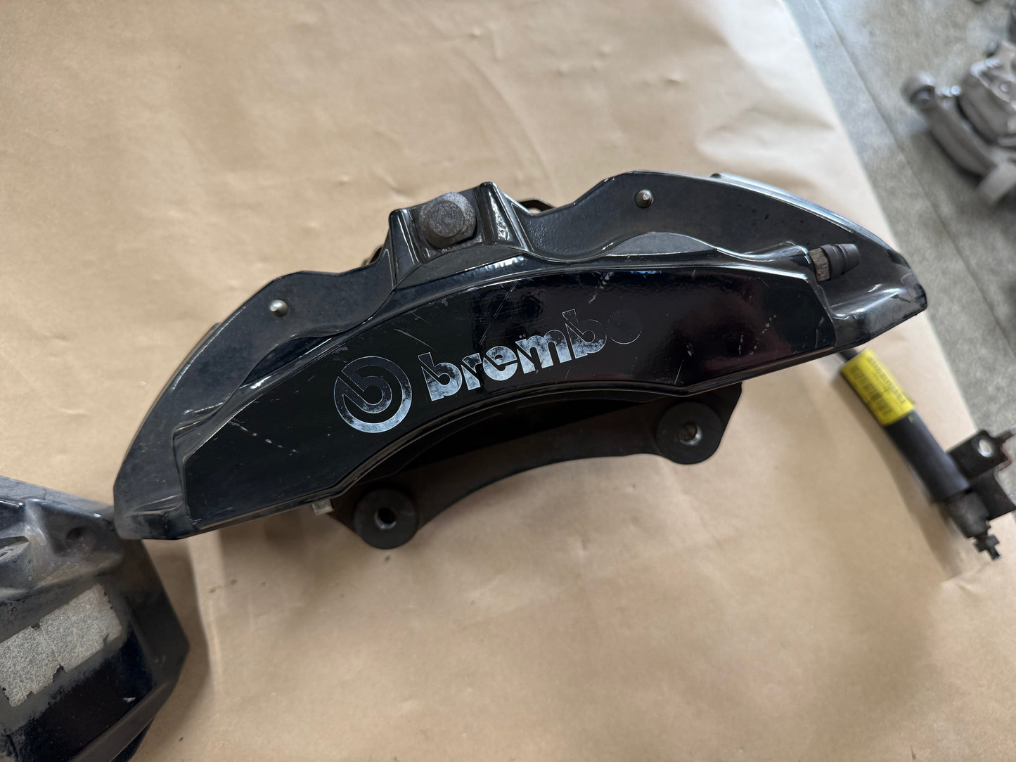 2015-2023 Ford Mustang GT Front 6 Piston BREMBO Brake Calipers