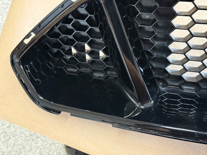 2018-2023 Ford Mustang GT Front Bumper Upper Grille