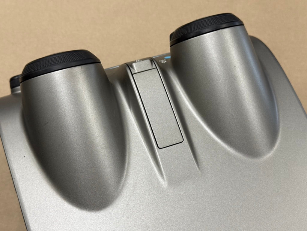2010-2015 Chevrolet Camaro SS Radio Face Plate Head Unit GM