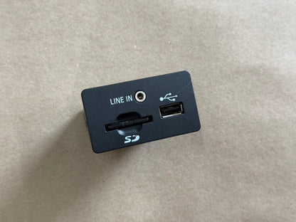 2015 Ford Mustang GT Ecoboost USB Port OEM 15-17