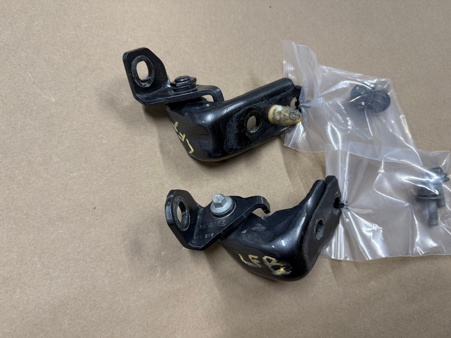 2023-2025 Ford F-250 F-350 Door Hinges LH Driver Front Upper Lower "M7"