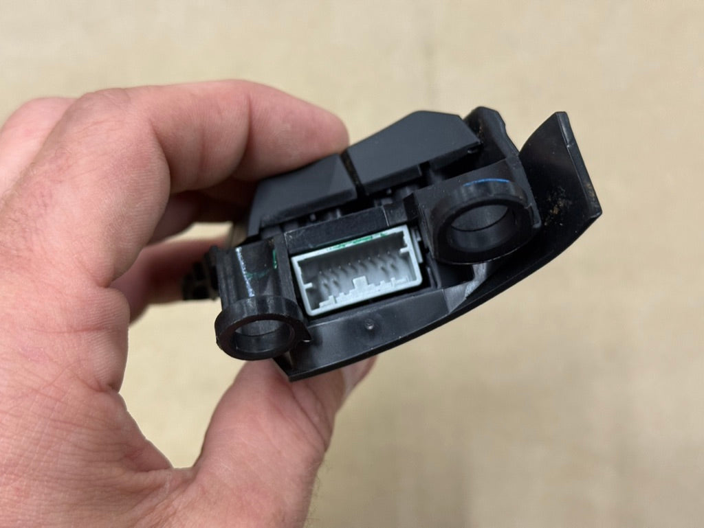 2015-2023 Ford Mustang GT RH Steering Wheel Button Sync Control