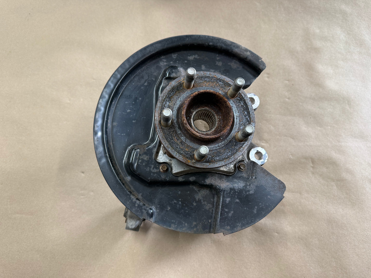 2015-2023 Ford Mustang 5.0 GT LH Driver Side Rear Spindle Knuckle Hub