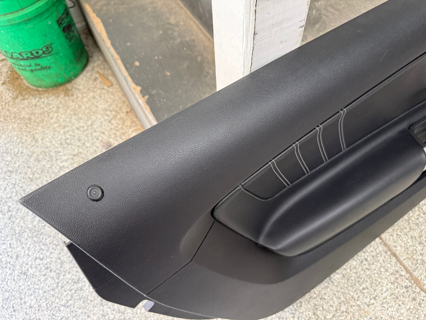 2015-2017 Ford Mustang GT V6 EcoBoost LH RH Leather Insert Door Panels Pair
