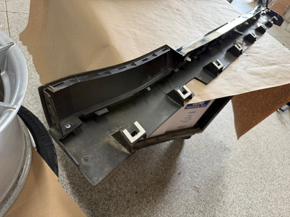 2015-2023 Ford Mustang GT V6 RH Passenger Side Skirt Molding "G1"