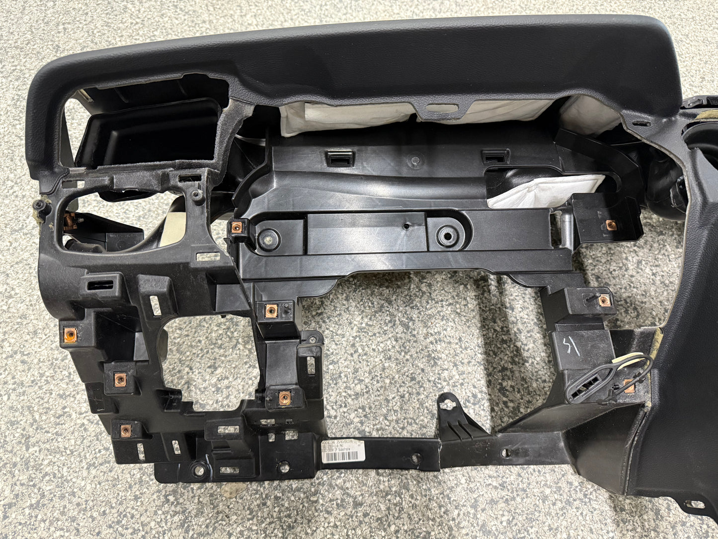 2018-2023 Ford Mustang Bullitt GT 5.0 PP1 Leather Dash Pad Frame Green Stitch