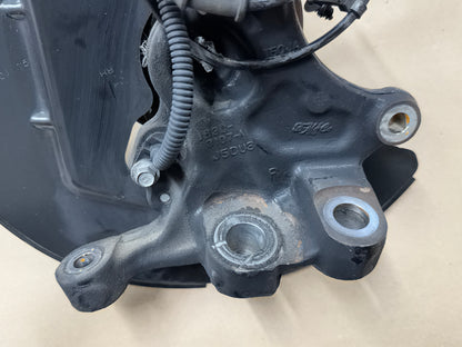 2015-2020 Ford Mustang 5.0L GT RH Passenger Side Front Spindle Knuckle Hub - OEM
