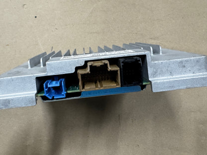 2023-2025 Ford F-250 F-350 Super Duty Radio Amplifier