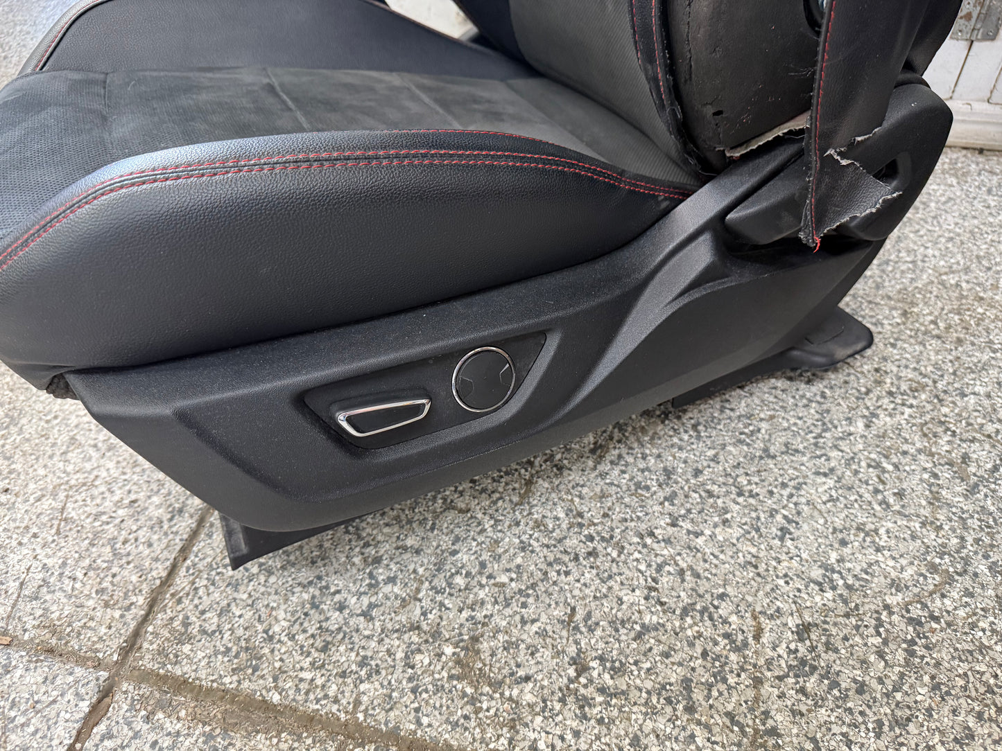 2018-2023 Ford Mustang GT California Special Front Rear Seats Black Red Stitch