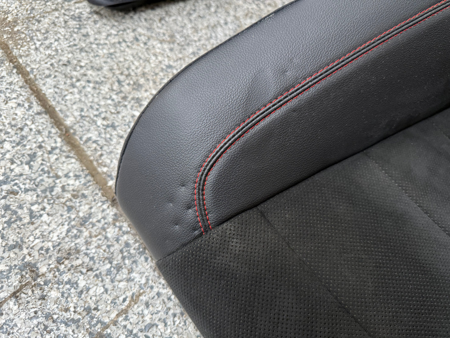 2018-2023 Ford Mustang GT California Special Front Rear Seats Black Red Stitch