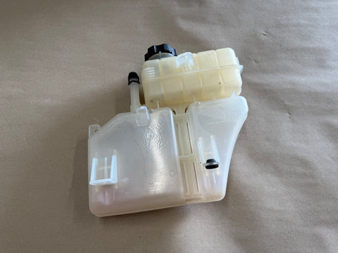 2016-2024 Chevrolet Camaro SS 6.2L V8 Coolant Overflow Tank