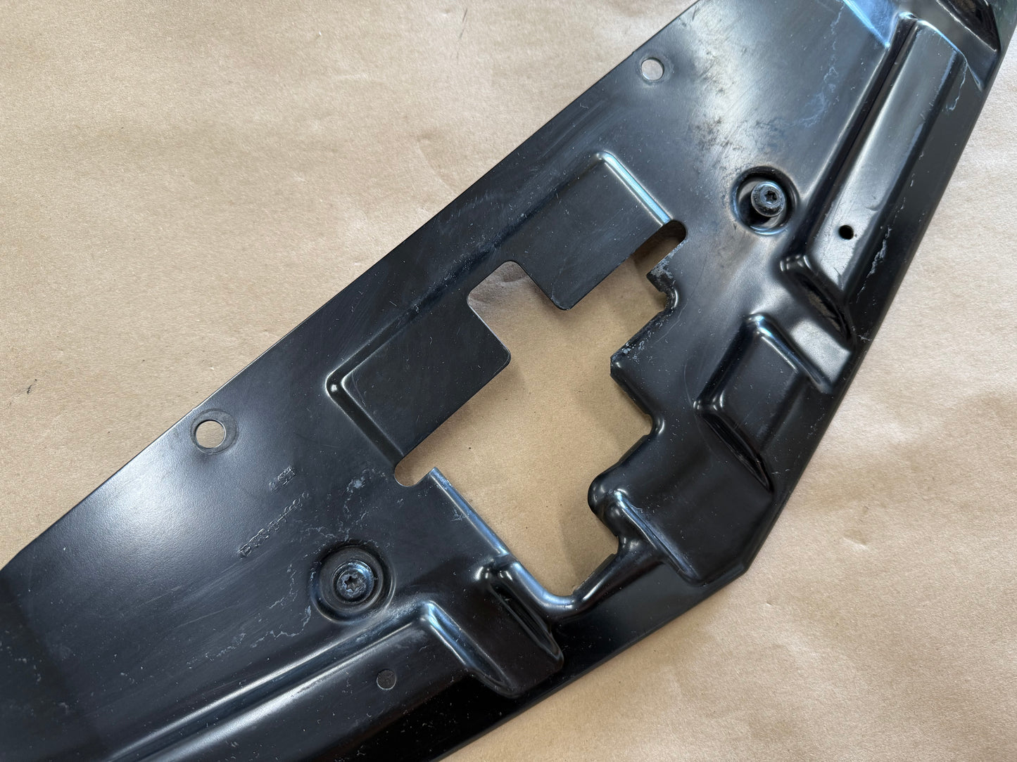2010-2015 Chevrolet Camaro SS Radiator Support Cover GM
