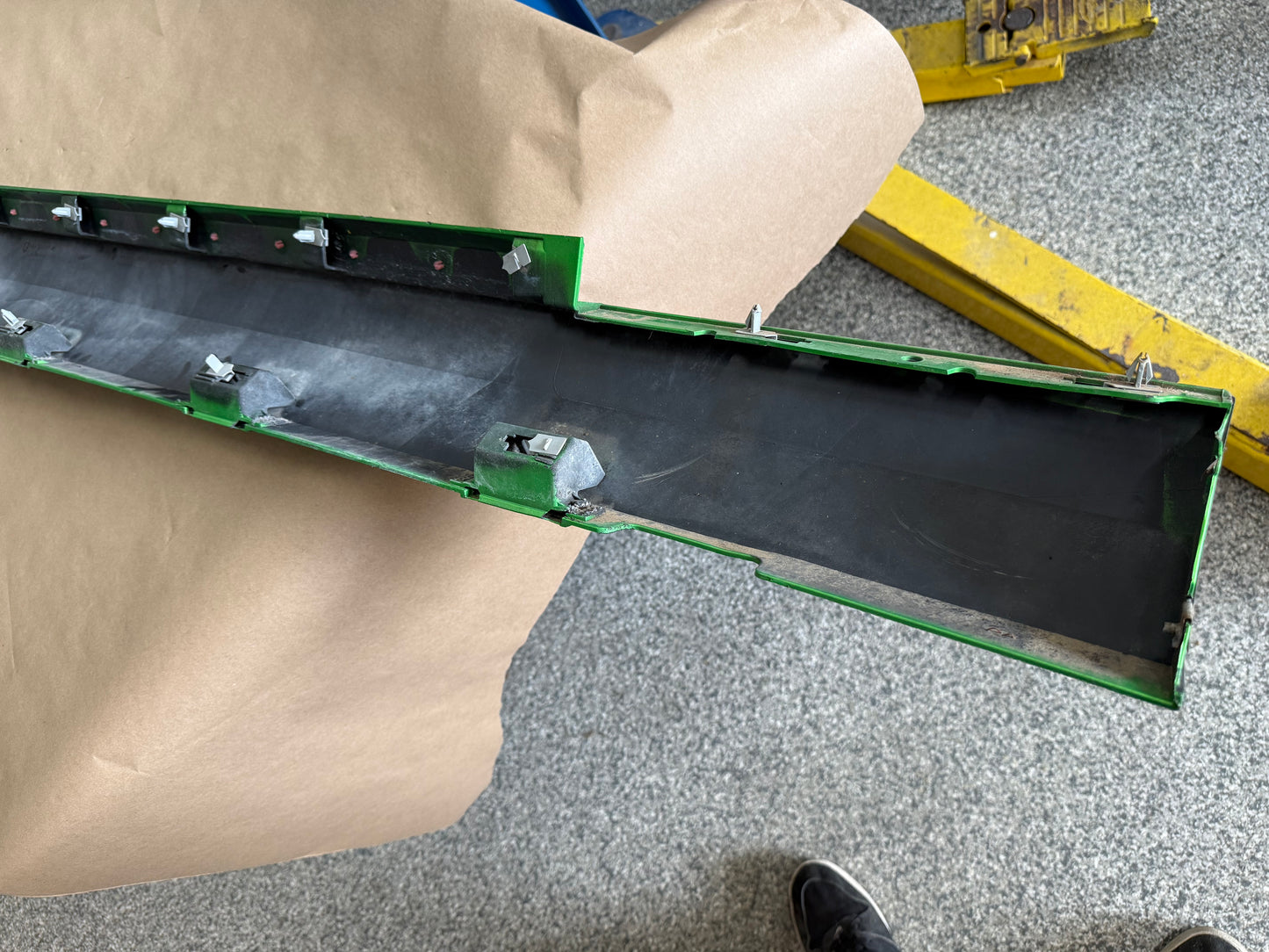 2010-2015 Chevrolet Camaro SS LH Driver Side Skirt Molding "Black"