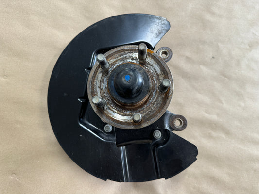 2015-2020 Ford Mustang 5.0L GT LH Driver Side Front Spindle Knuckle Hub - OEM