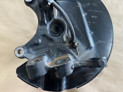 2015-2020 Ford Mustang 5.0L GT LH Driver Side Front Spindle Knuckle Hub - OEM