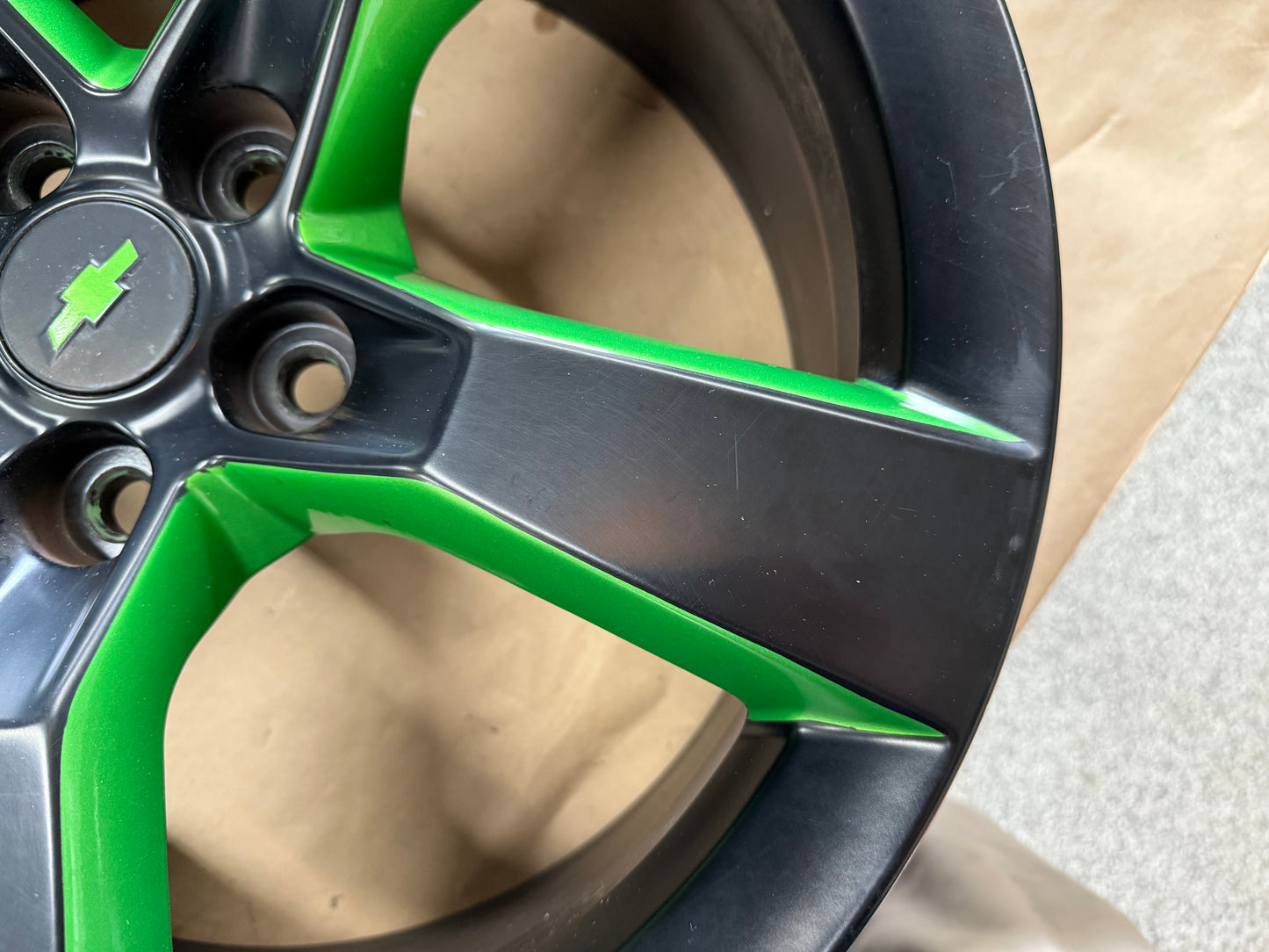 2010-2013 Chevrolet Camaro SS 20x8" Black/Green Wheel Rim