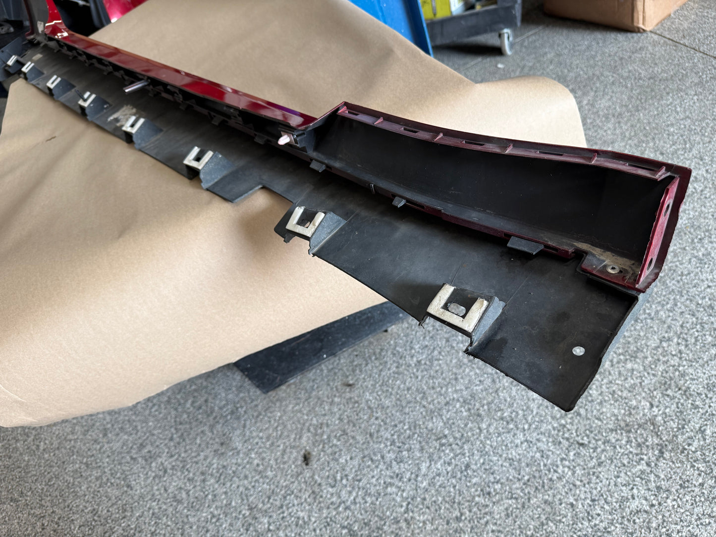 2015-2023 Ford Mustang GT V6 LH Side Skirt Molding Driver Side "D4"