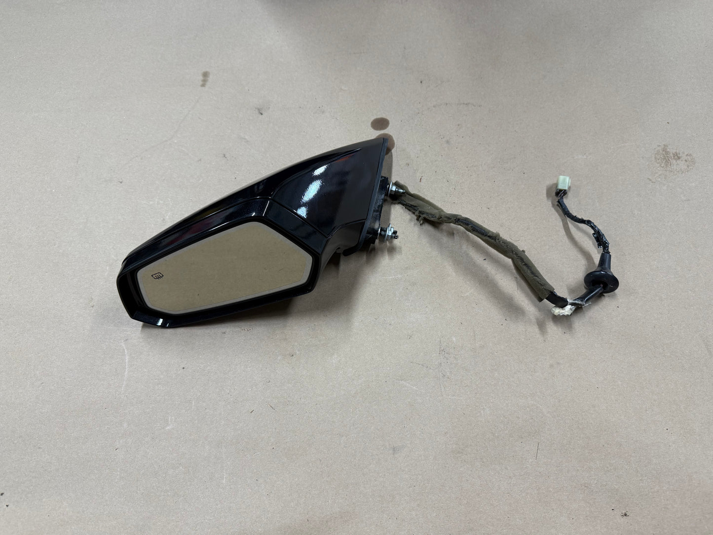 2010-2015 Chevrolet Camaro SS ZL1 LH Driver Side Mirror Power