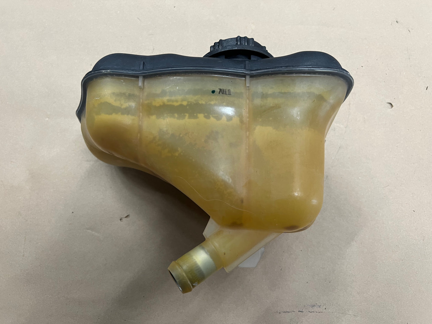 2007-2009 Ford Mustang GT GT500 V8 Coolant Overflow Tank
