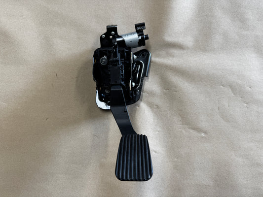 2023-2025 F-250 Super Duty Adjustable Electric Gas Pedal Memory OEM