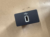 2017 Ford Mustang GT Touch Screen Face Plate Radio Module USB