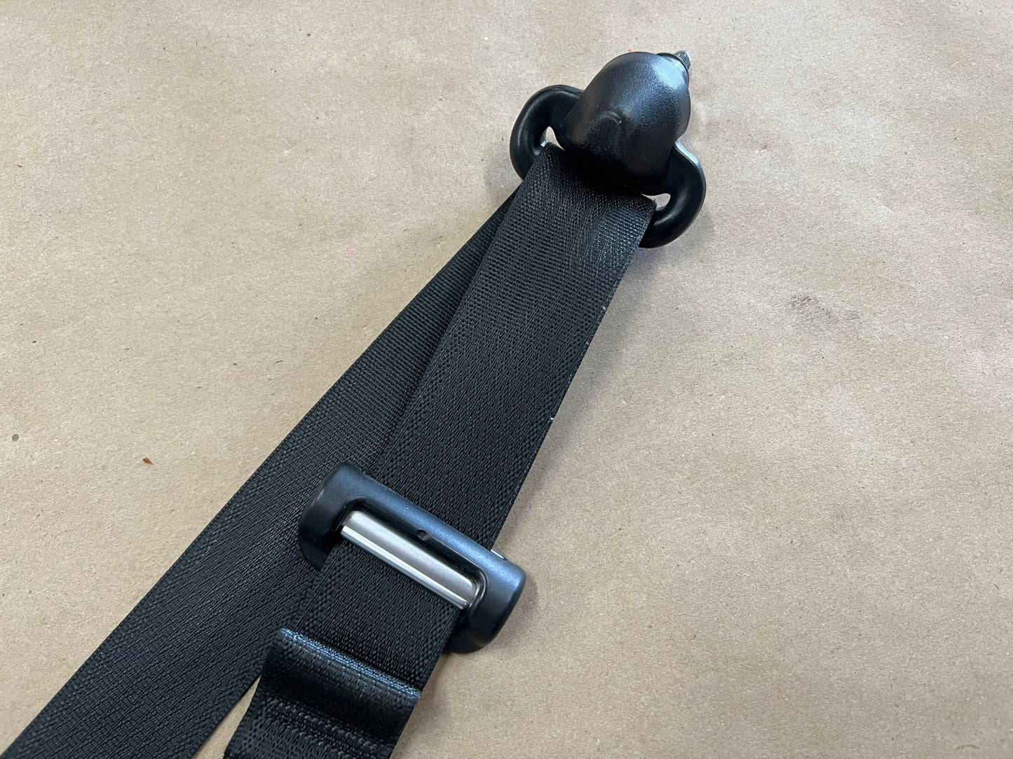 2015-2017 Ford Mustang 5.0 GT Coupe RH Passenger Front Seat Belt Safety