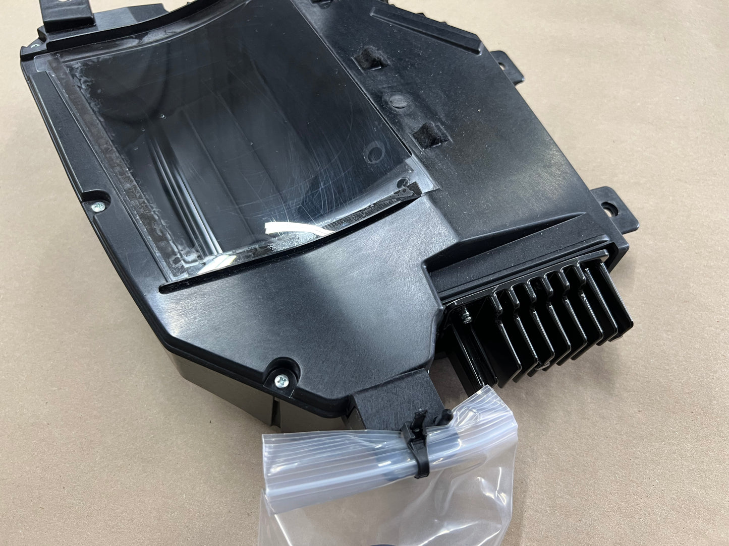 2014-2015 Chevrolet Camaro ZL1 SS Heads Up Display HUD Screen Unit GM