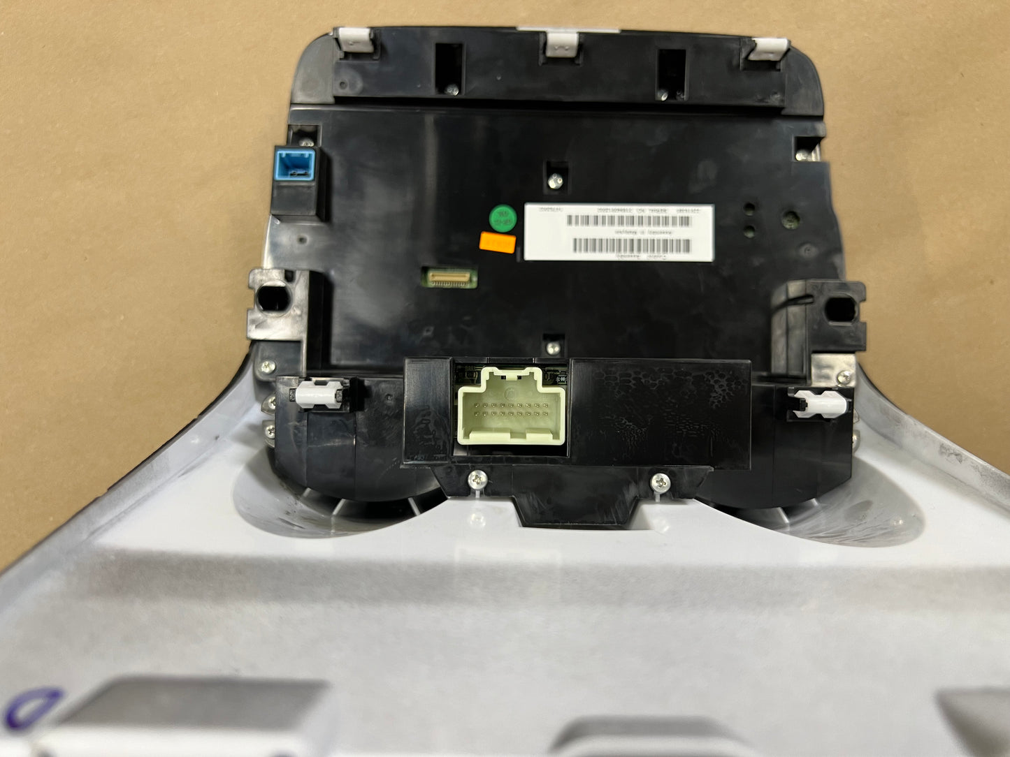2014 Chevrolet Camaro SS MyLink Premium Radio Face Plate GM
