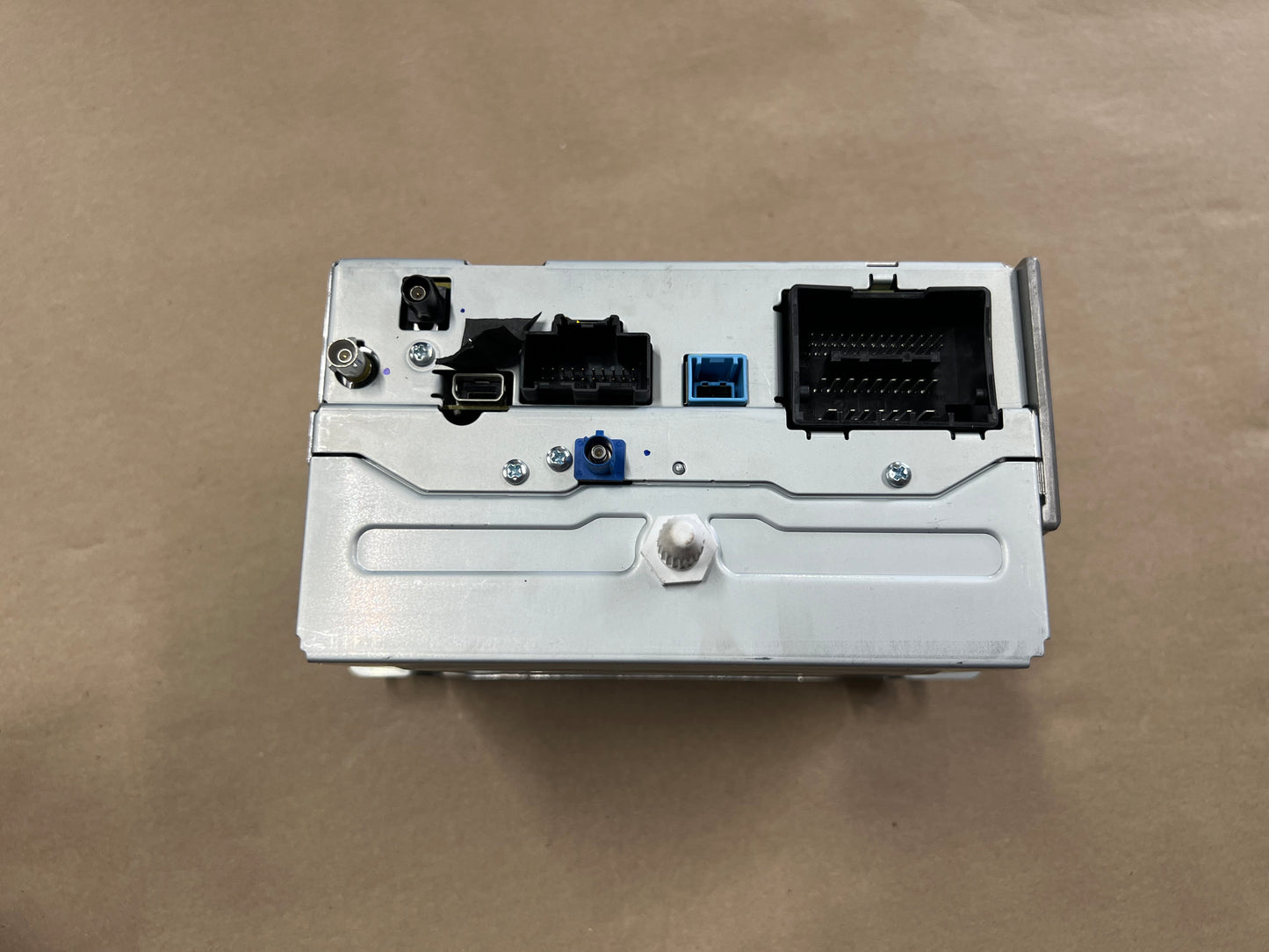 2014 Chevrolet Camaro SS MyLink Premium Radio Face Plate GM