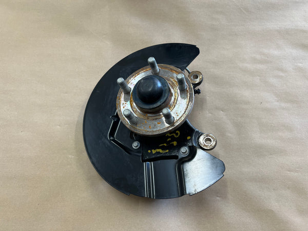2015-2020 Ford Mustang 5.0L GT LH Driver Side Front Spindle Knuckle Hub
