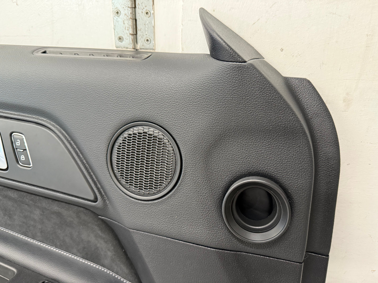 2018-2023 Ford Mustang GT LH Driver Leather/Suede Insert Door Panel Grey Stitch