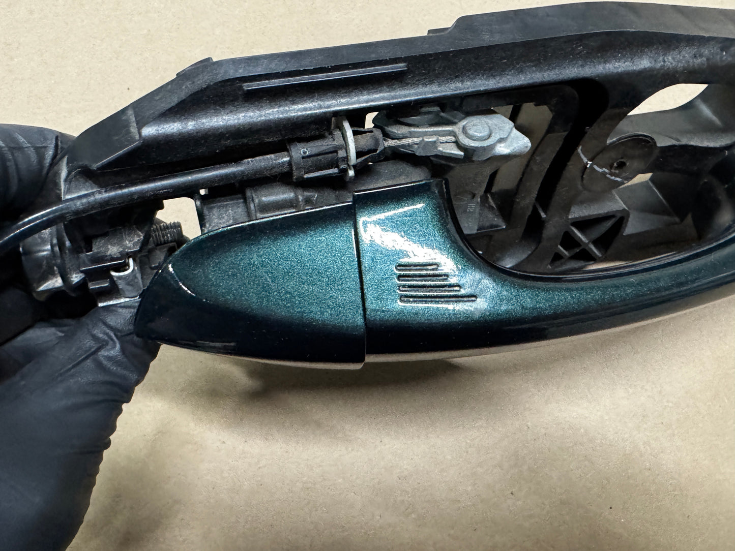 2015-2023 Ford Mustang RH Passenger Side Door Handle B5 Bullitt
