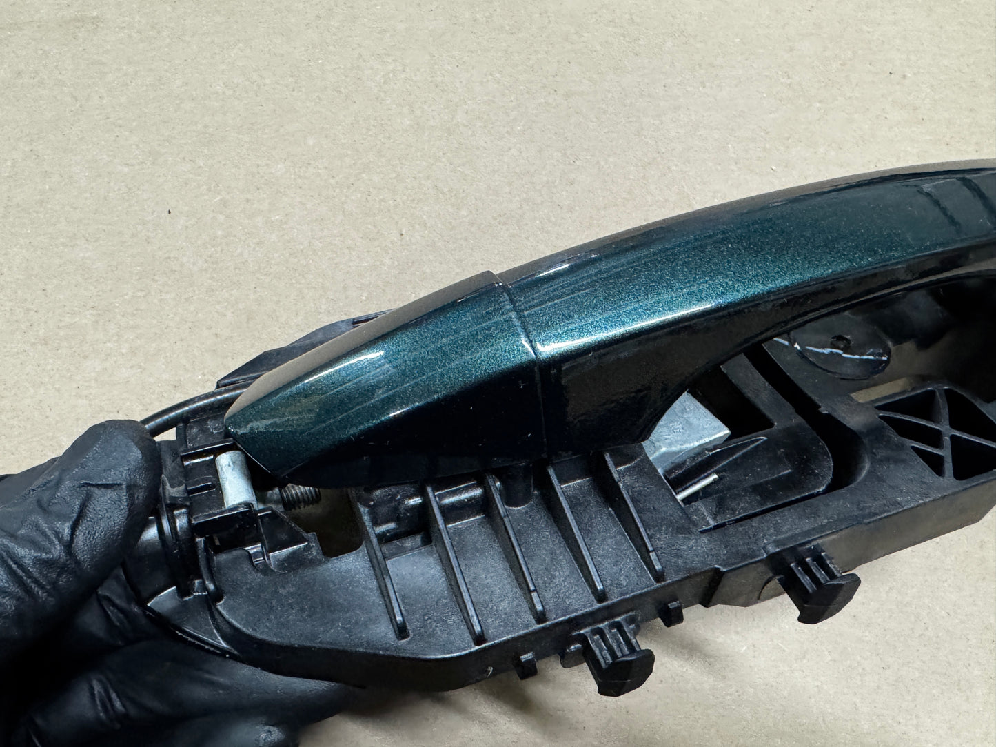 2015-2023 Ford Mustang RH Passenger Side Door Handle B5 Bullitt