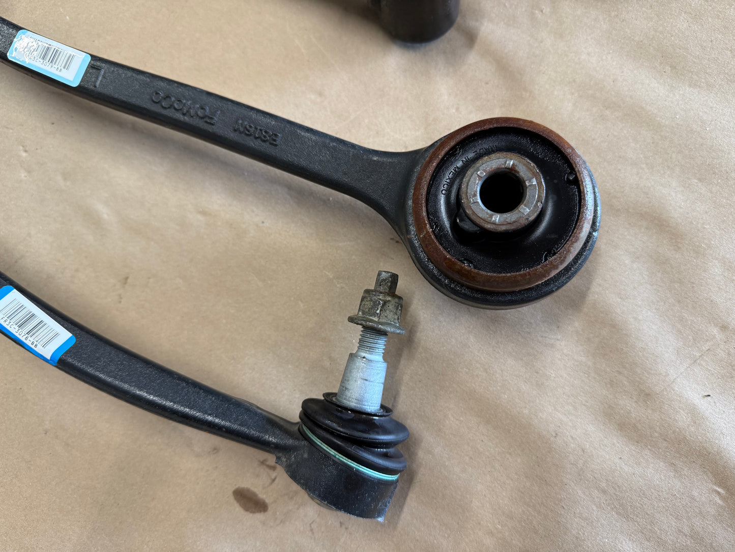 2015-2023 Ford Mustang GT RH LH Side Front Control Arms Frontward Rearward