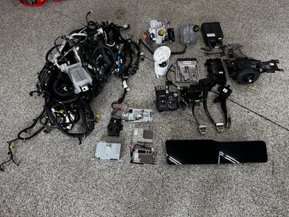 2024 Mustang 5.0 Coyote Gen 4 Engine Drivetrain MT-82 Transmission S650 9k mile