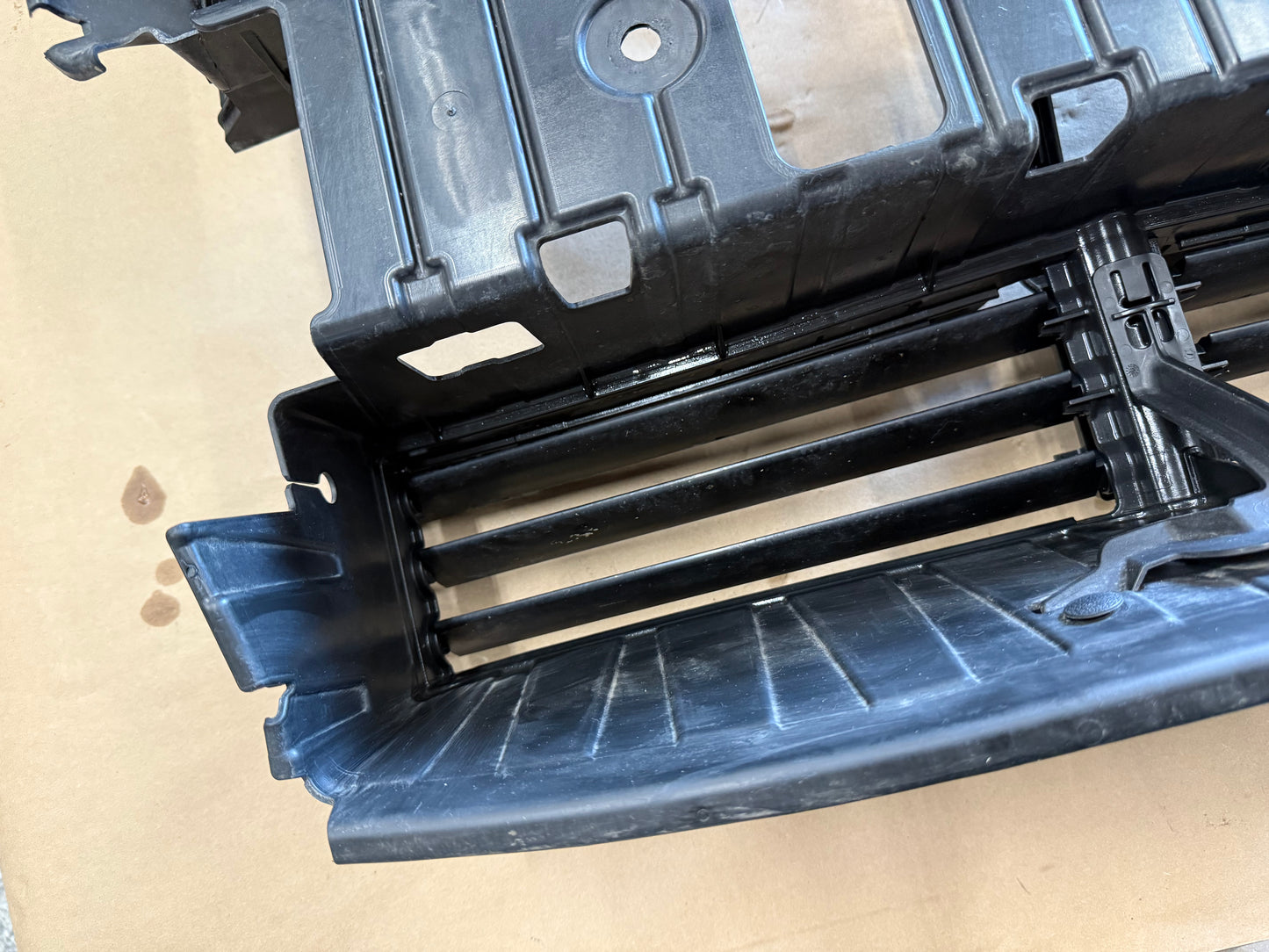 2018-2023 Ford Mustang GT Radiator Air Shutter Grille Assembly