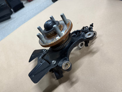 2015-2020 Ford Mustang 5.0L GT LH Driver Side Front Spindle Knuckle Hub